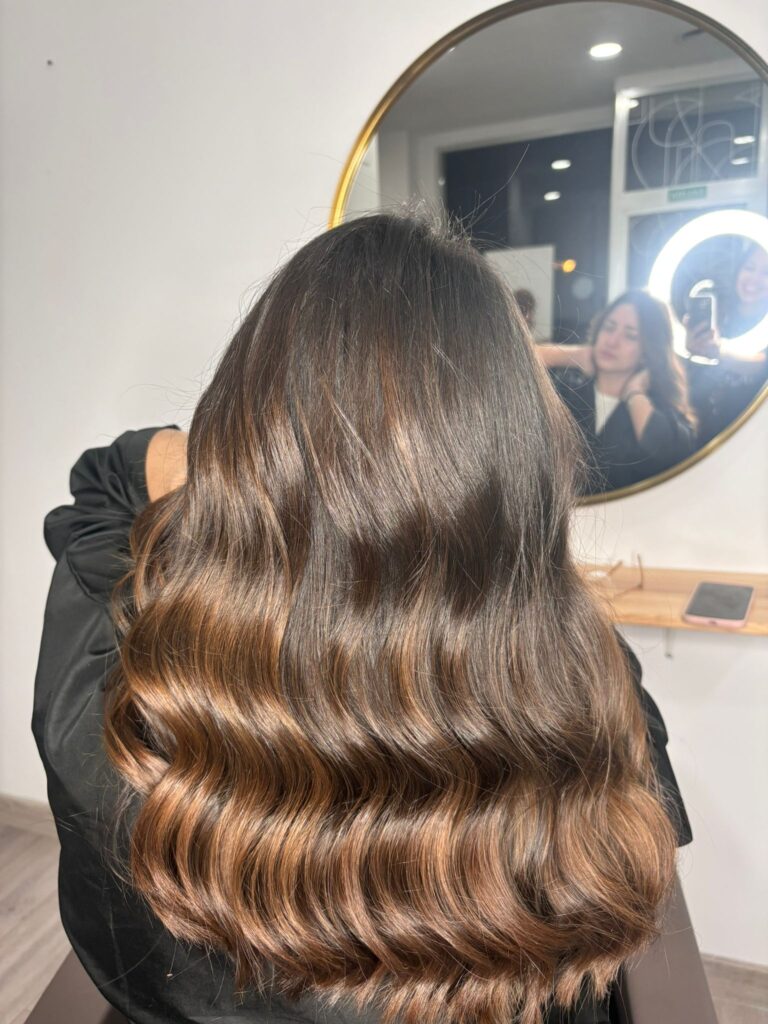 reflejos mocha mousse